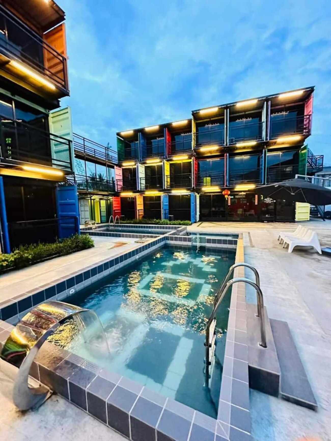 Boxinn The Kontena Home Semporna Exterior foto